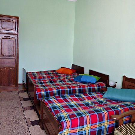 Bed and Breakfast Albatros Тбилиси Экстерьер фото